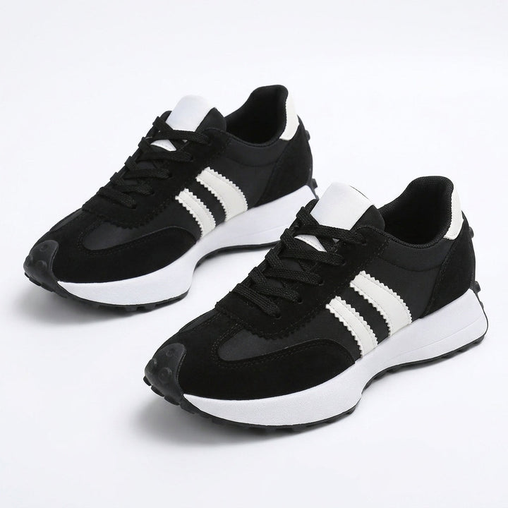 Women's Trainers – Black