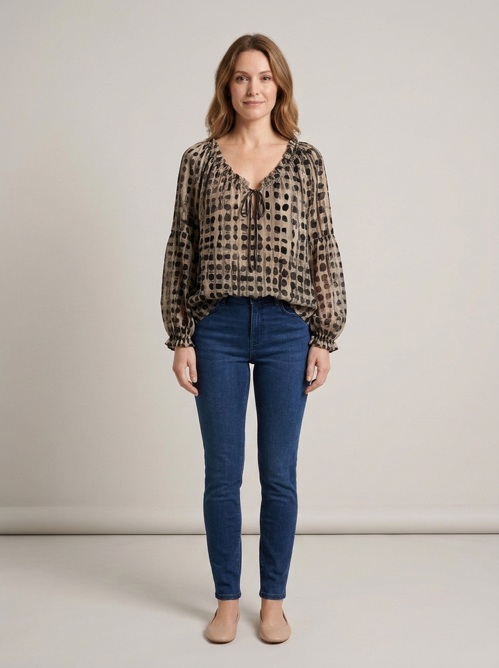 Women's Lace V-Neck Blouse – Black