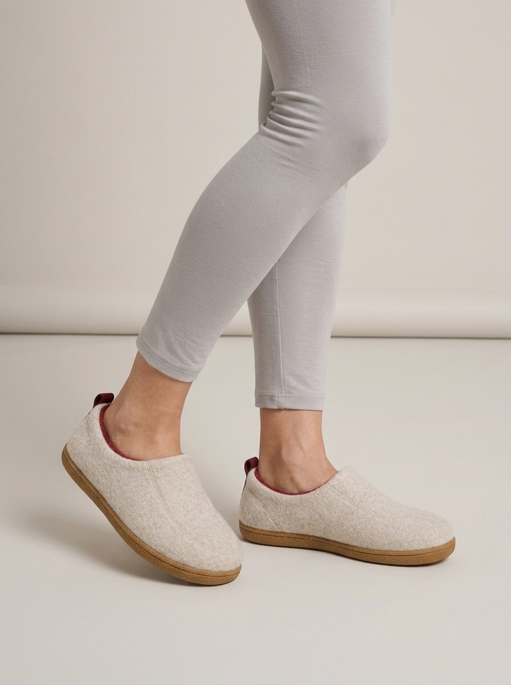 Women's Slippers – Beige